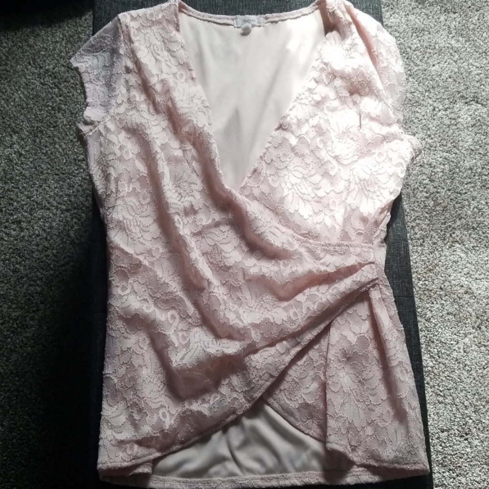 Dusty pink lace cap sleeve blouse